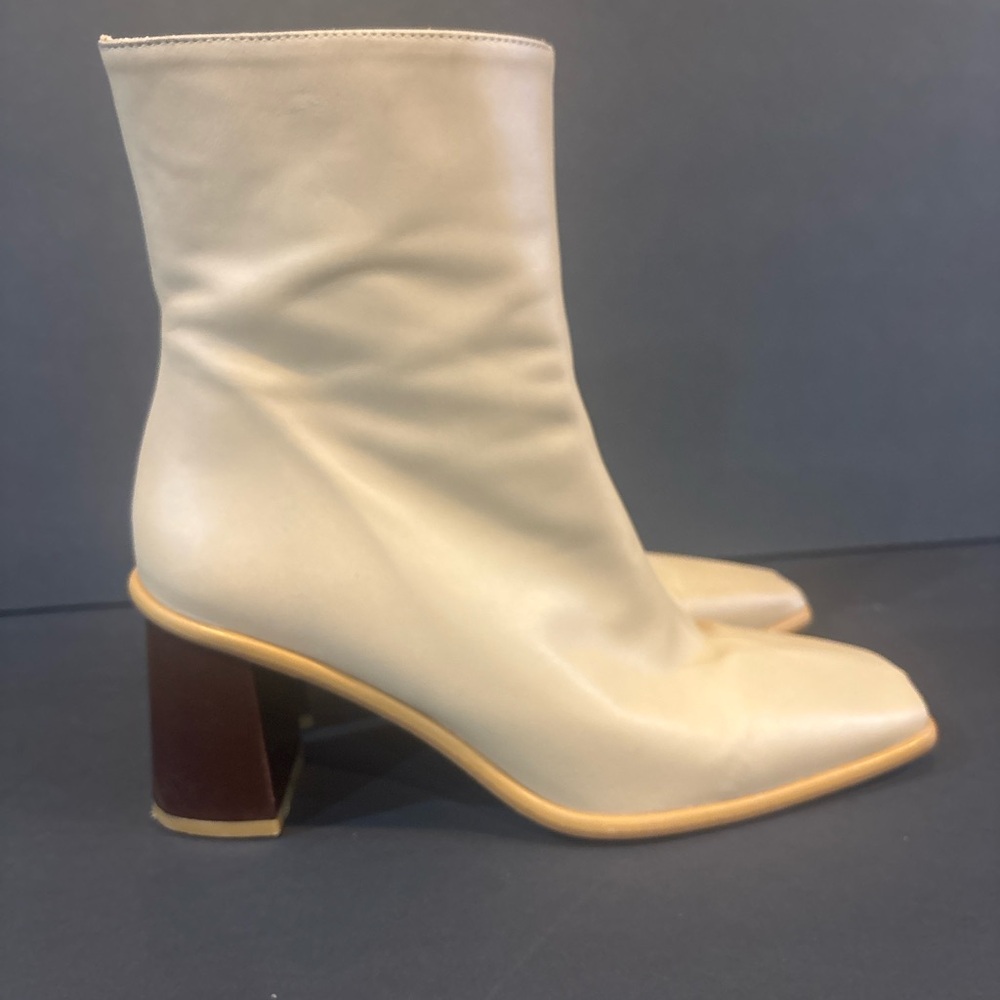 ALOHAS Light Cream Leather Square-Toe Ankle Booties - Picture 2 of 10